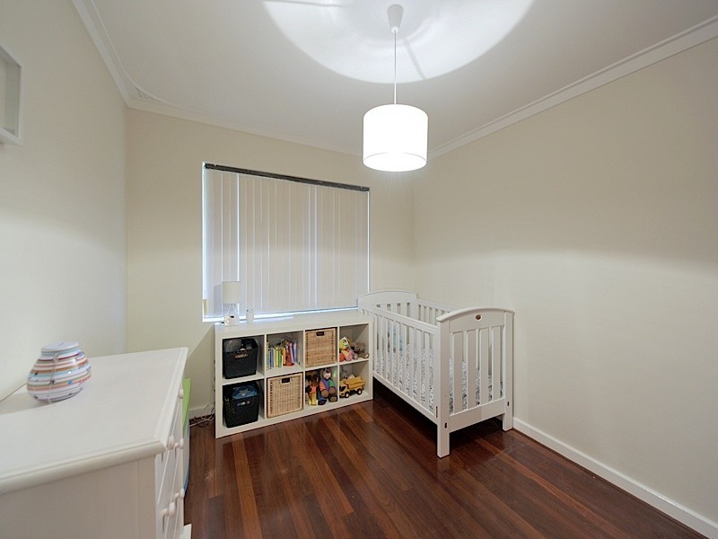 25 Pass Crescent, Beaconsfield WA 6162