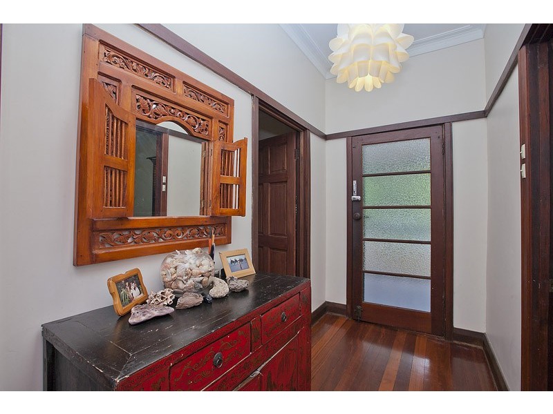 62 Nicholas Crescent, Hilton WA 6163