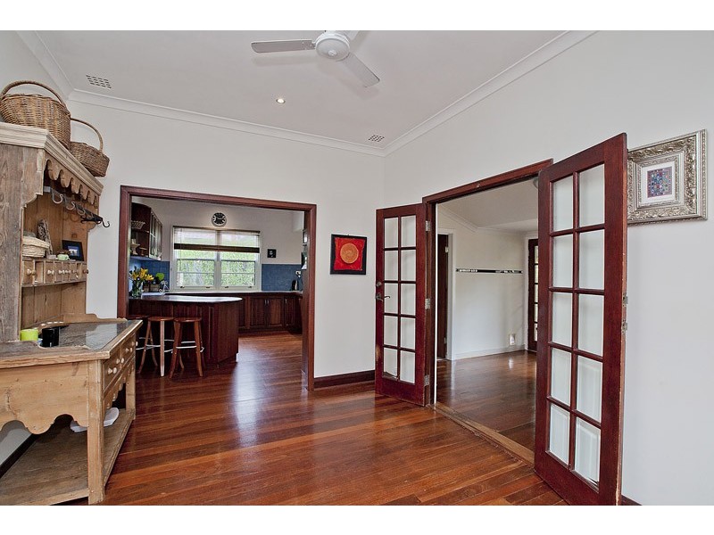 62 Nicholas Crescent, Hilton WA 6163