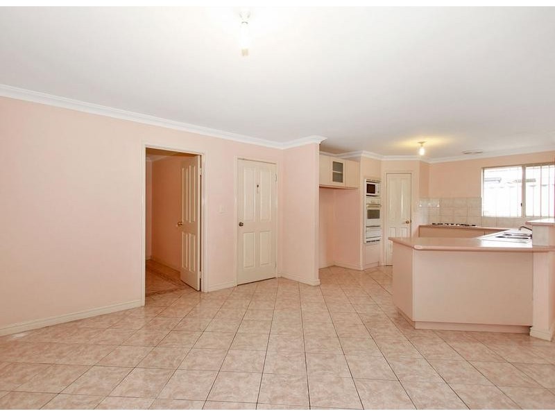 15 Crabtree Mews, O’connor WA 6163