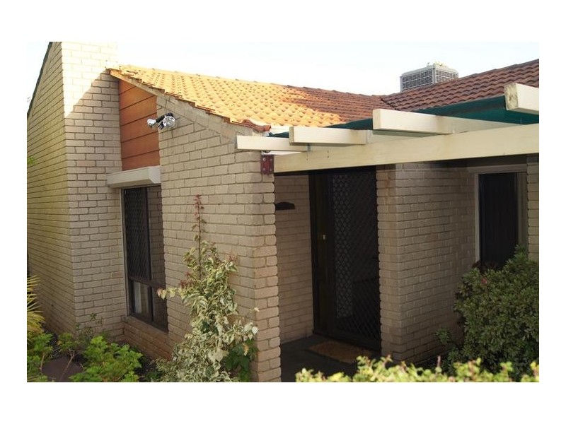 6 Nigel Court, Leeming WA 6149