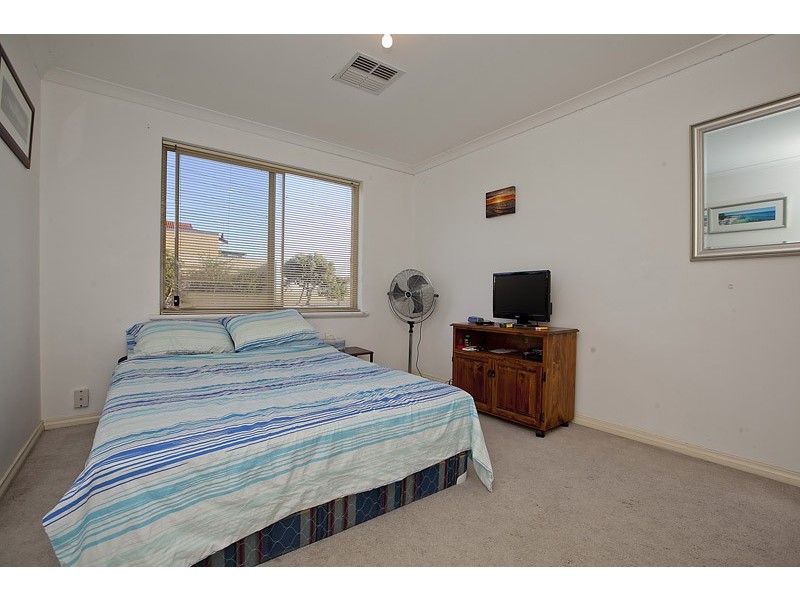 19/14 Boyd Crescent, Hamilton Hill WA 6163
