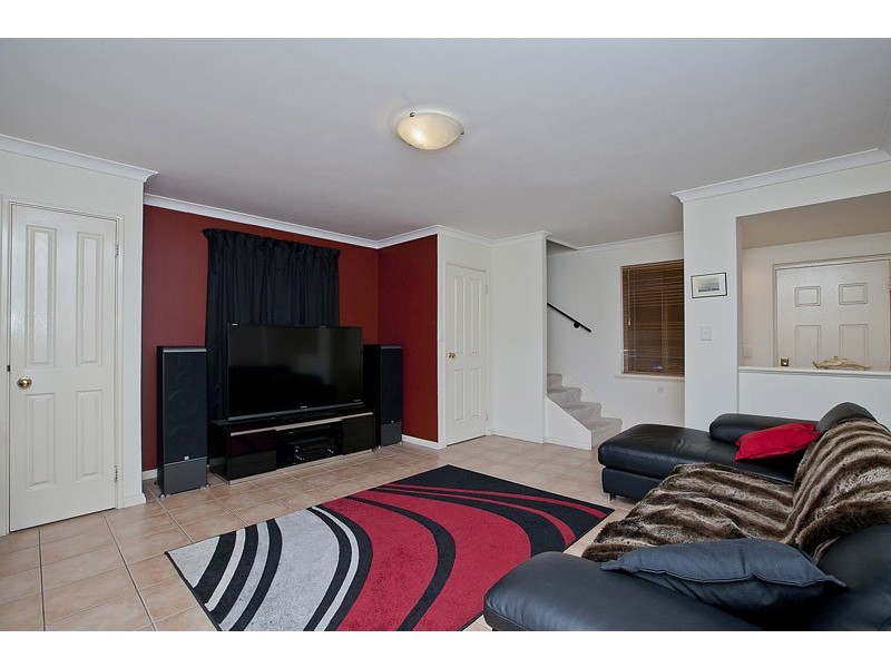19/14 Boyd Crescent, Hamilton Hill WA 6163