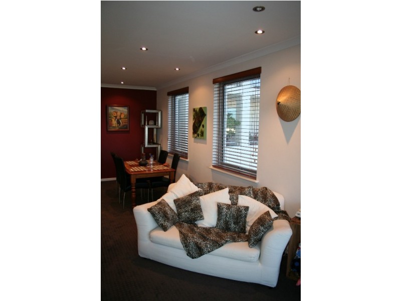 202/1 The Esplanade, Mount Pleasant WA 6153