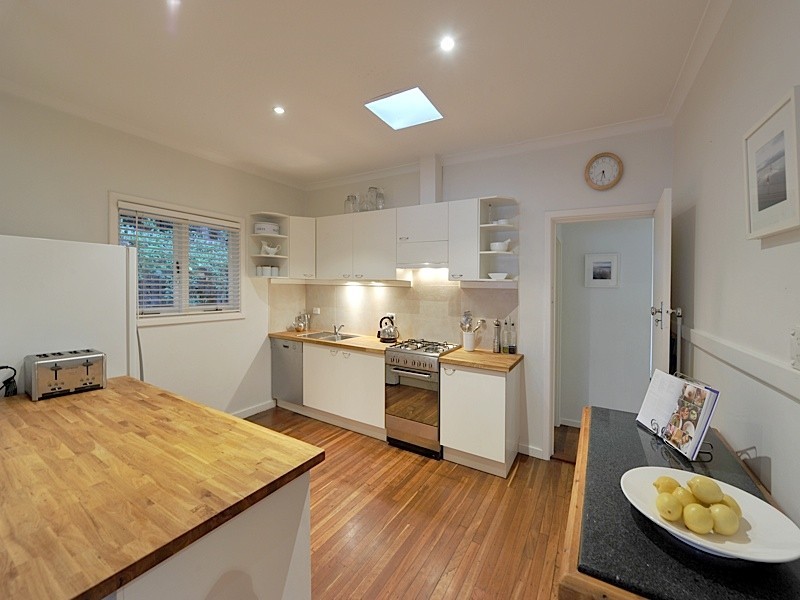 133 Samson Street, White Gum Valley WA 6162