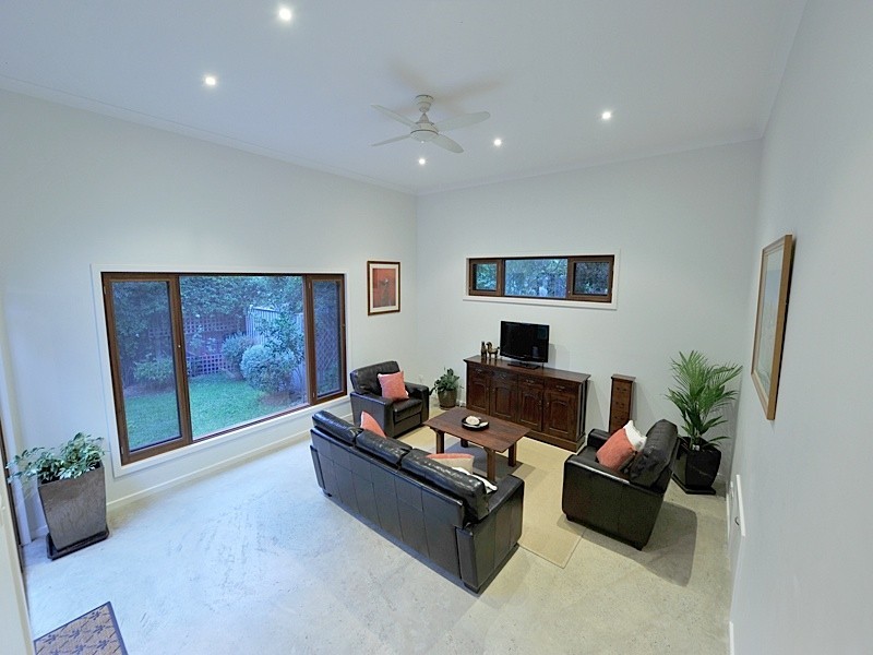 133 Samson Street, White Gum Valley WA 6162