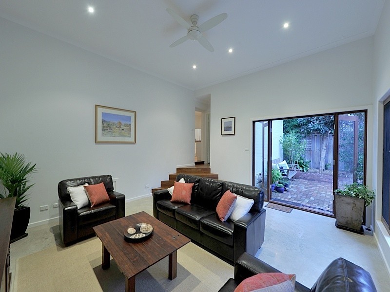 133 Samson Street, White Gum Valley WA 6162