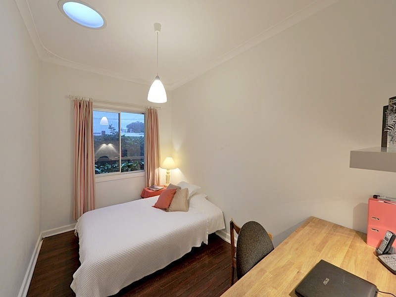 133 Samson Street, White Gum Valley WA 6162