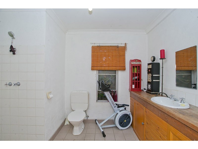 60 Thompson Road, North Fremantle WA 6159