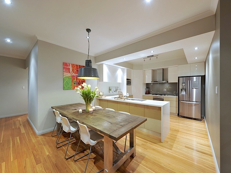 14A Beckett Close, Munster WA 6166