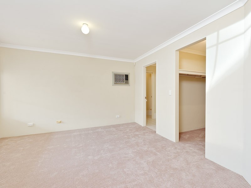 11B Searle Road, Ardross WA 6153