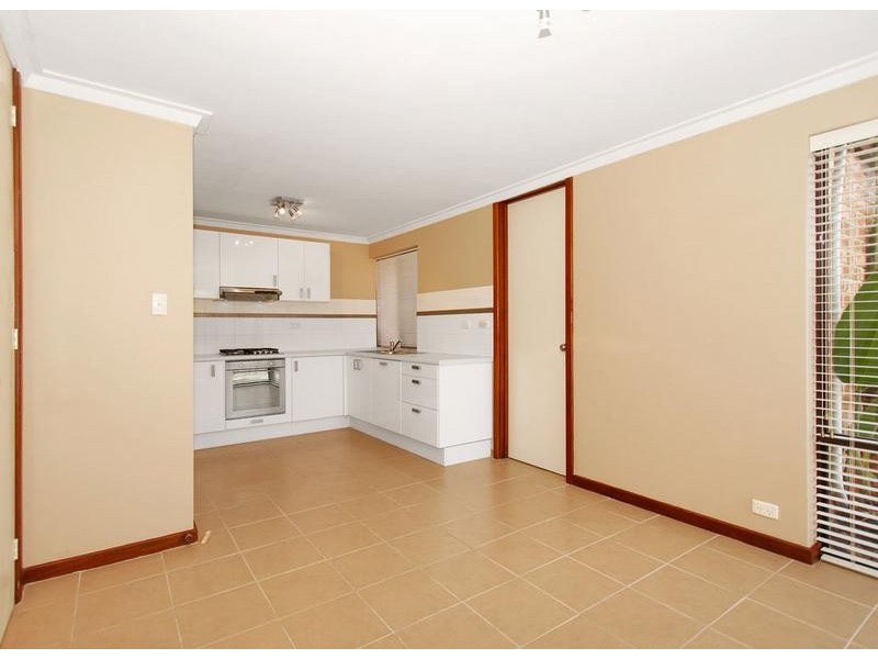 2/40 Congdon Way, Booragoon WA 6154