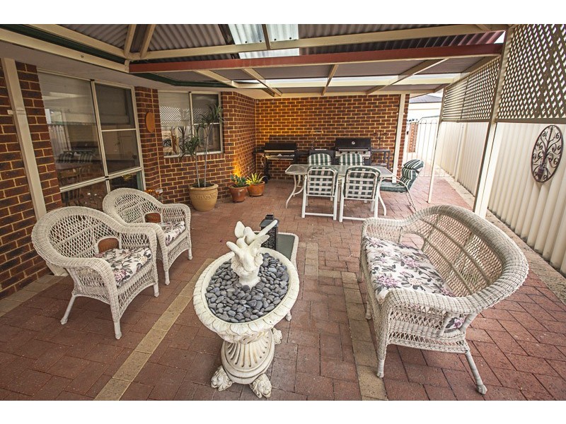 4 Anise Court, Spearwood WA 6163