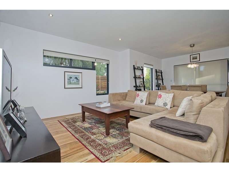 1/22 Point Walter Road, Bicton WA 6157