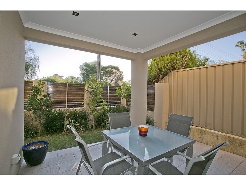 1/22 Point Walter Road, Bicton WA 6157
