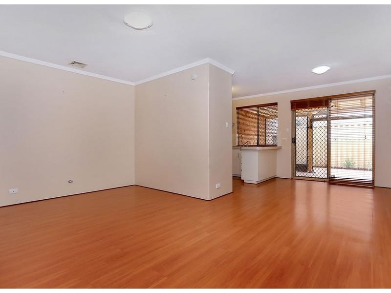 4/159 Stock Road, Attadale WA 6156