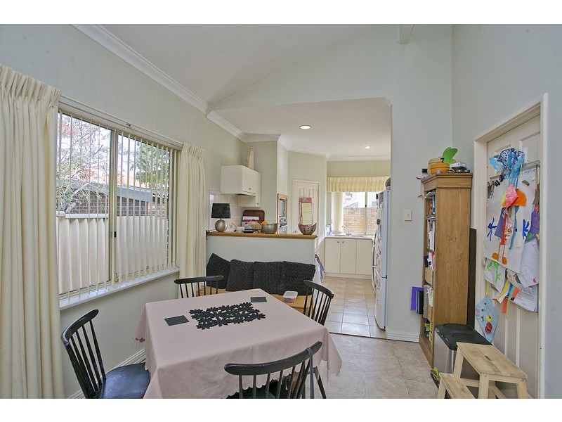 20A Norma Road, Alfred Cove WA 6154