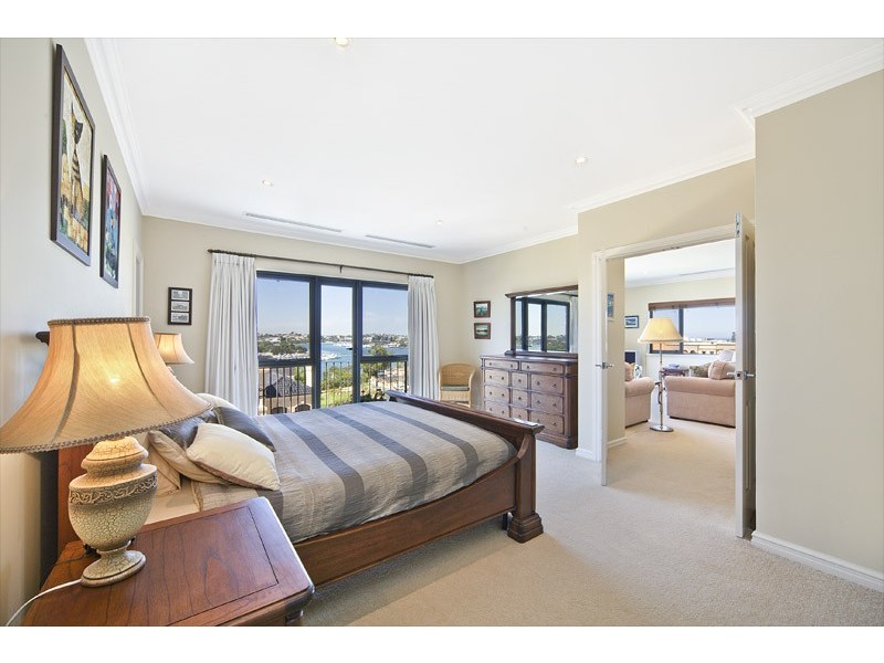 8 Pethybridge Heights, Mosman Park WA 6012