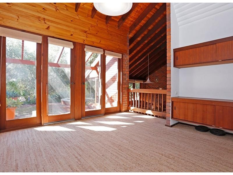 27 Malsbury Street, Bicton WA 6157