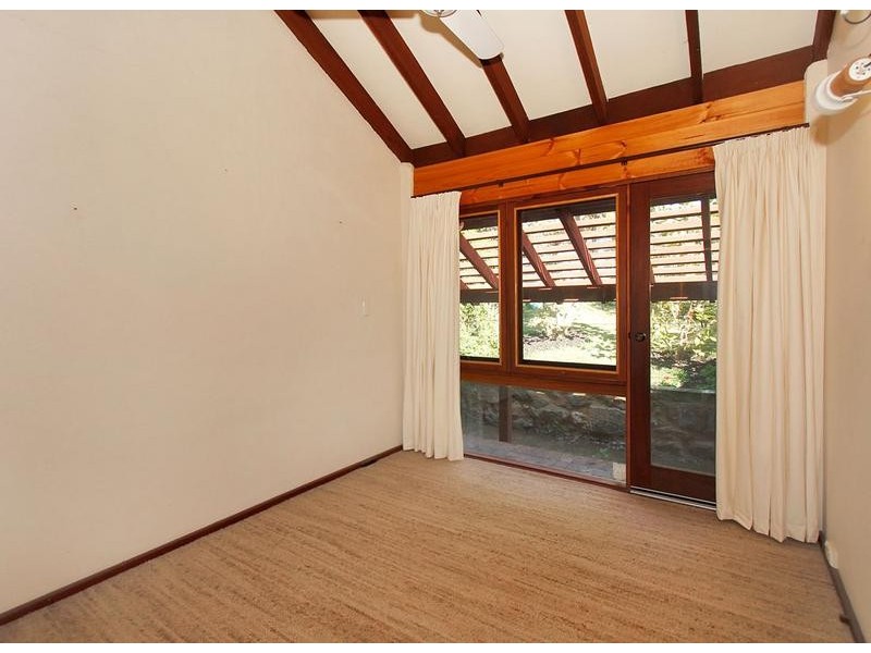 27 Malsbury Street, Bicton WA 6157