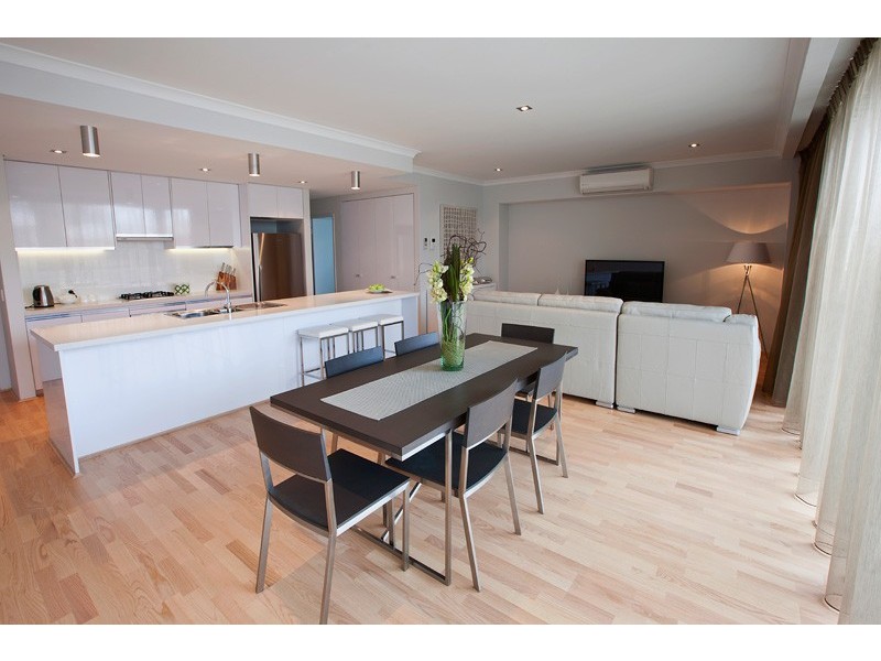 1/7 College Corner, O’connor WA 6163