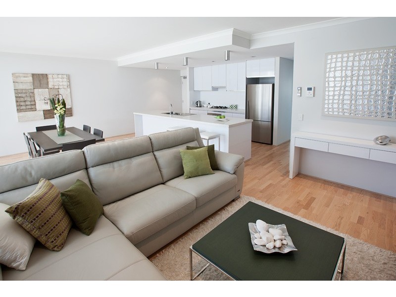 1/7 College Corner, O’connor WA 6163