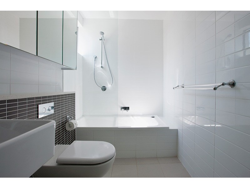 1/7 College Corner, O’connor WA 6163