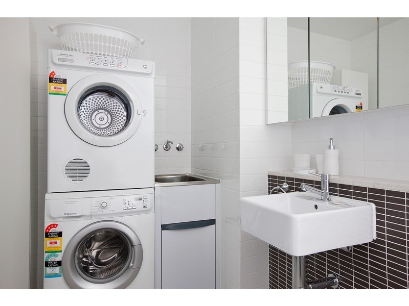 1/7 College Corner, O’connor WA 6163