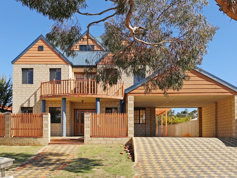 22 Maw Close, Palmyra WA 6157