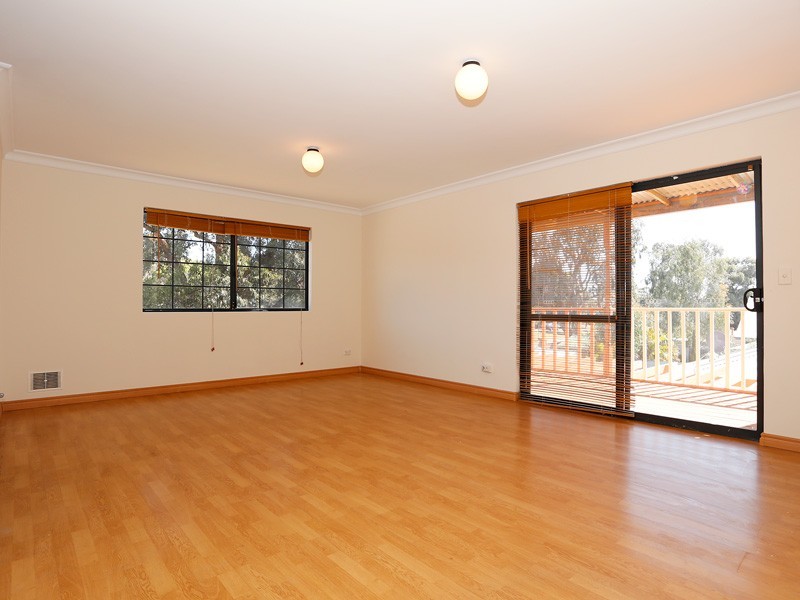 22 Maw Close, Palmyra WA 6157