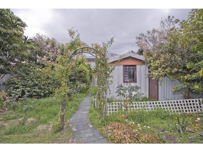 175A Kitchener Road, Alfred Cove WA 6154