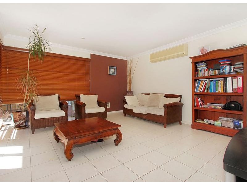 2/7 Rosa Place, Spearwood WA 6163