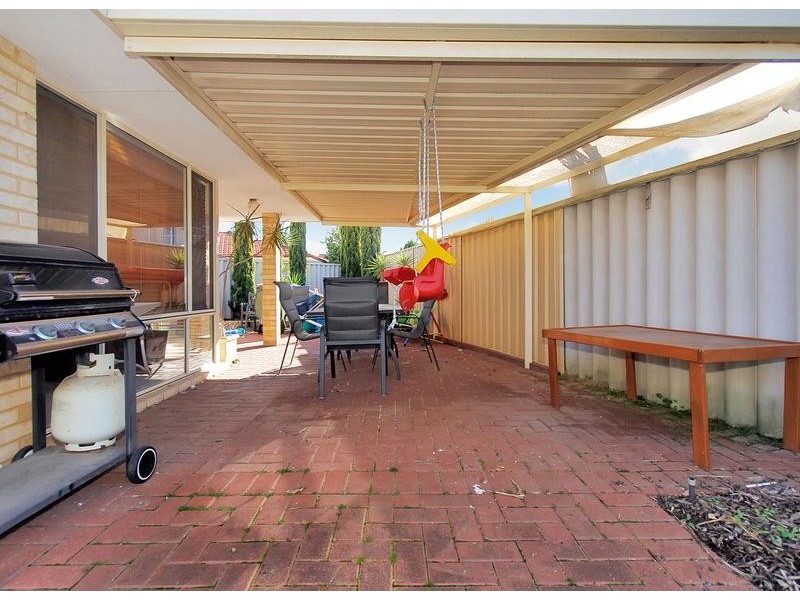 2/7 Rosa Place, Spearwood WA 6163