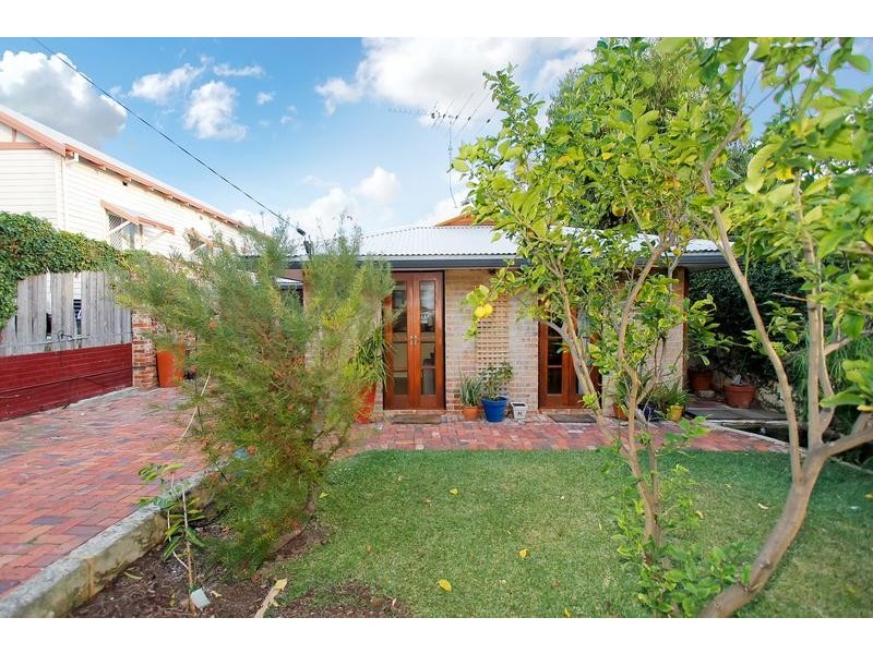 13 Scott, South Fremantle WA 6162