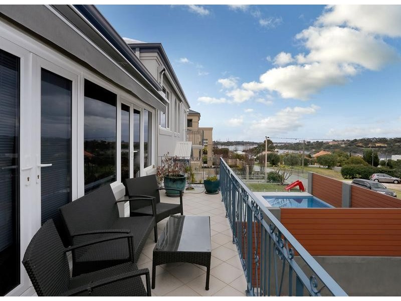 7 Reserve Street, Bicton WA 6157