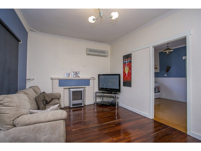 21 Joyce Avenue, Hamilton Hill WA 6163