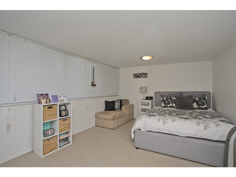 6A Malacari Court, Hamilton Hill WA 6163