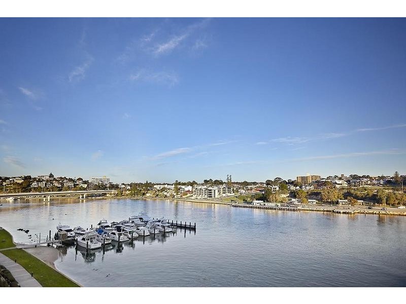 RS18, 2 Doepel Street, North Fremantle WA 6159