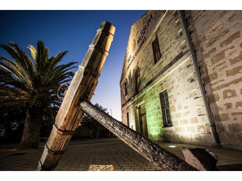 RS16, 2 Doepel Street, North Fremantle WA 6159