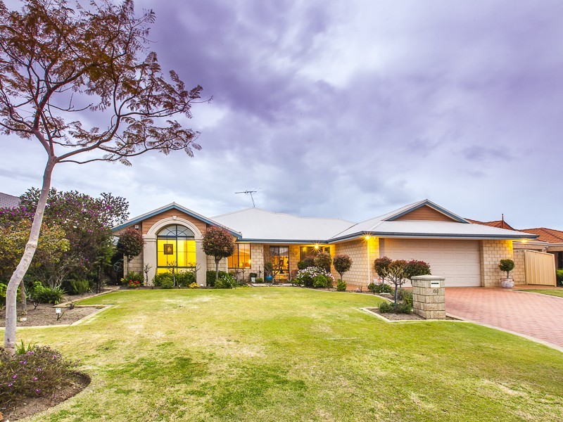 38 Draycott Loop, Canning Vale WA 6155