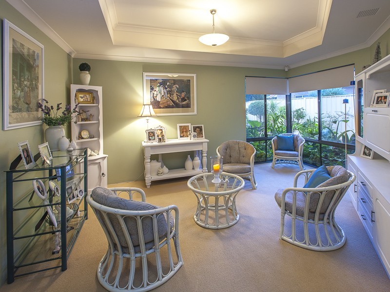 38 Draycott Loop, Canning Vale WA 6155