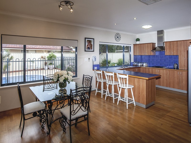 38 Draycott Loop, Canning Vale WA 6155