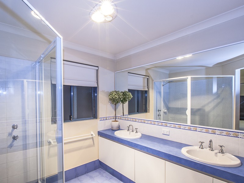 38 Draycott Loop, Canning Vale WA 6155