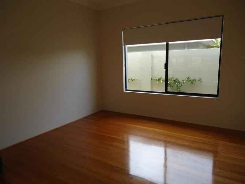 24 Wood Street, Fremantle WA 6160