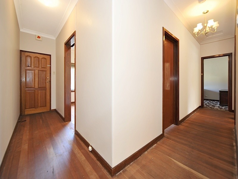 3 Willis Road, Beaconsfield WA 6162