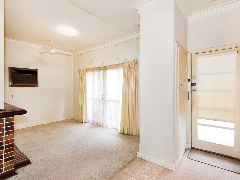 6 Minilya Avenue, White Gum Valley WA 6162