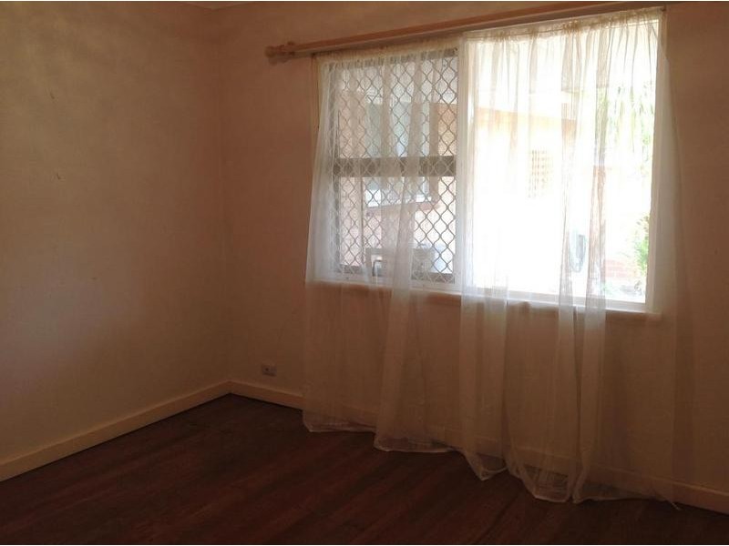 6/35 Hazel Street, Como WA 6152