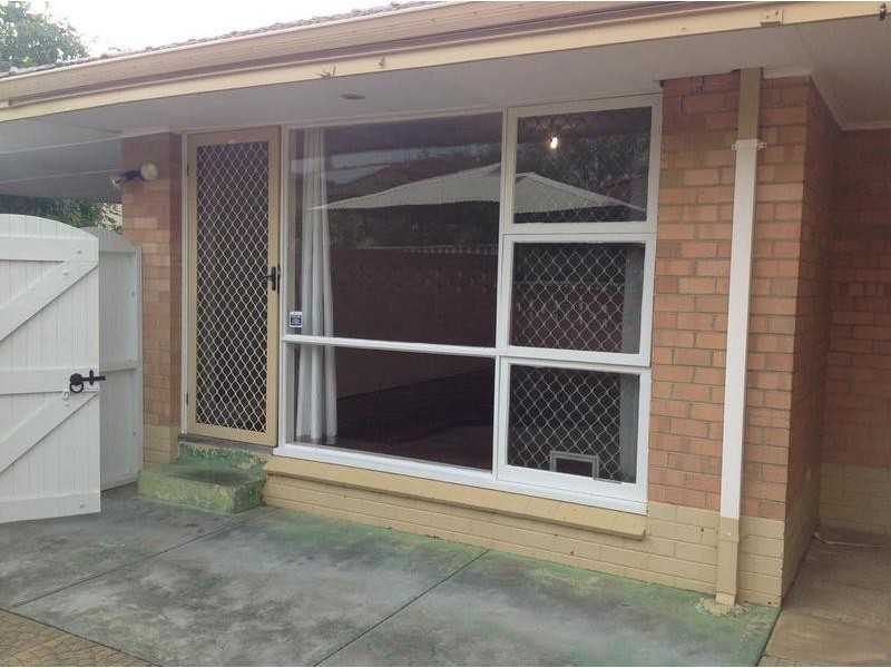 6/35 Hazel Street, Como WA 6152