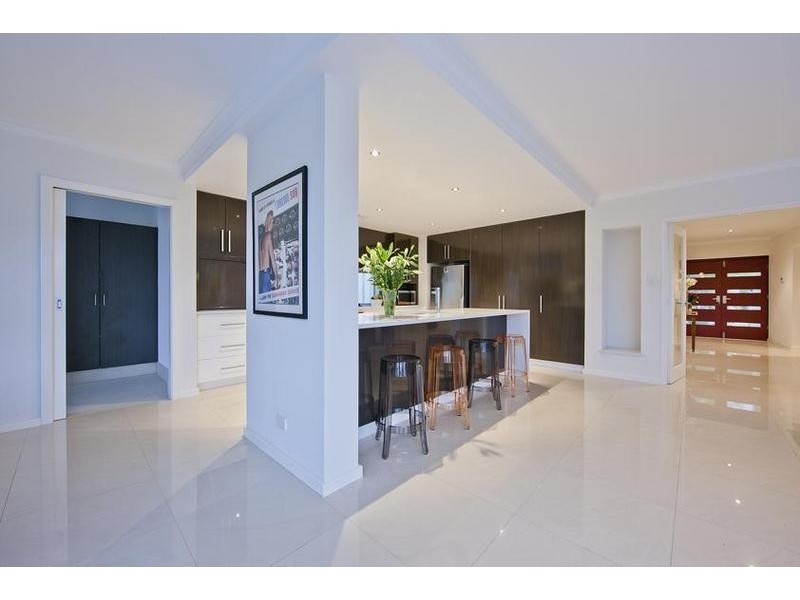 3 Breaksea Drive, North Coogee WA 6163