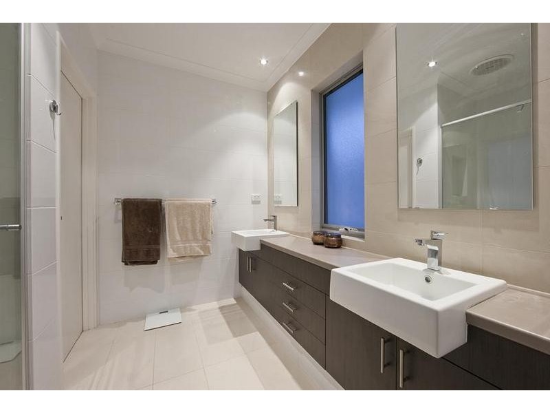 3 Breaksea Drive, North Coogee WA 6163